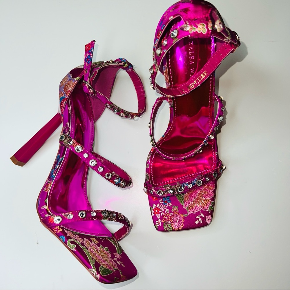 Azalea Wang Heels Hot Pink Brocade Embellished Embroidered Stiletto Heels 8.5